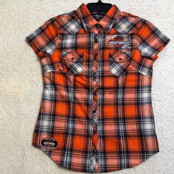 Harley Davidson NWOT , size small, brand new ,sparky crystals , snap button top! - Picture 1 of 4